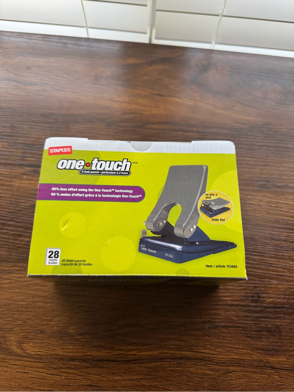 Staples One-Touch 2-Hole Punch - Lime Green Box